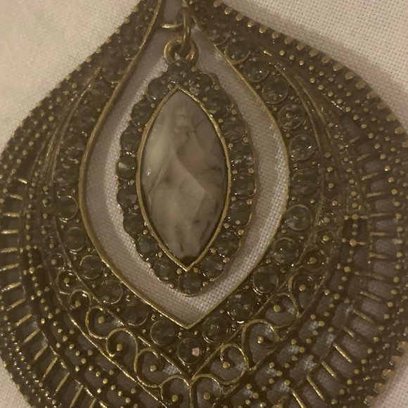 Boho Filigree and Stone Pendant Necklace - Picture 2 of 5